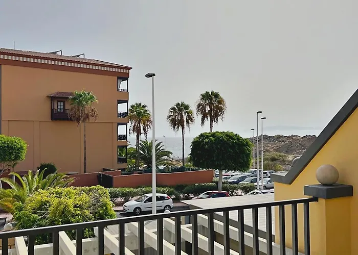 Luxury In La Caleta! Nyaraló