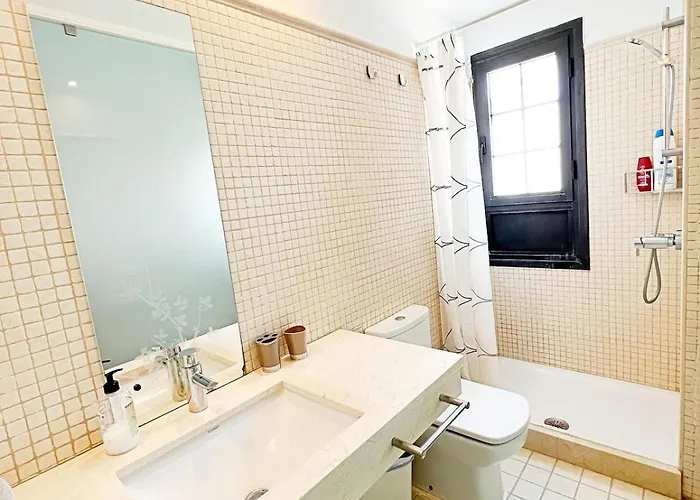 Luxury In La Caleta! Nyaraló