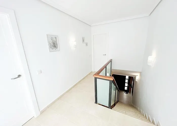 Luxury In La Caleta! Nyaraló