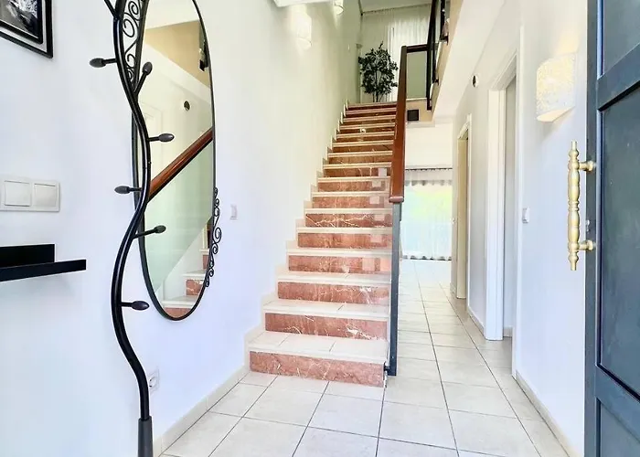 Nyaraló Luxury In La Caleta!