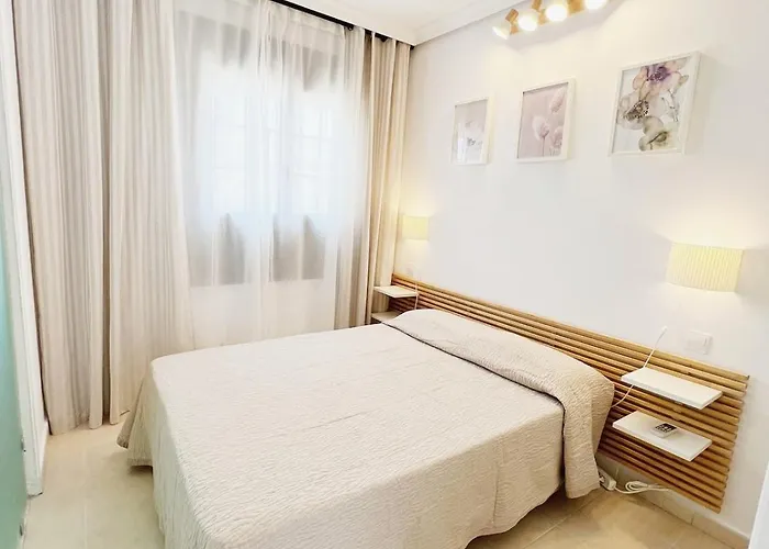 Luxury In La Caleta! Nyaraló *